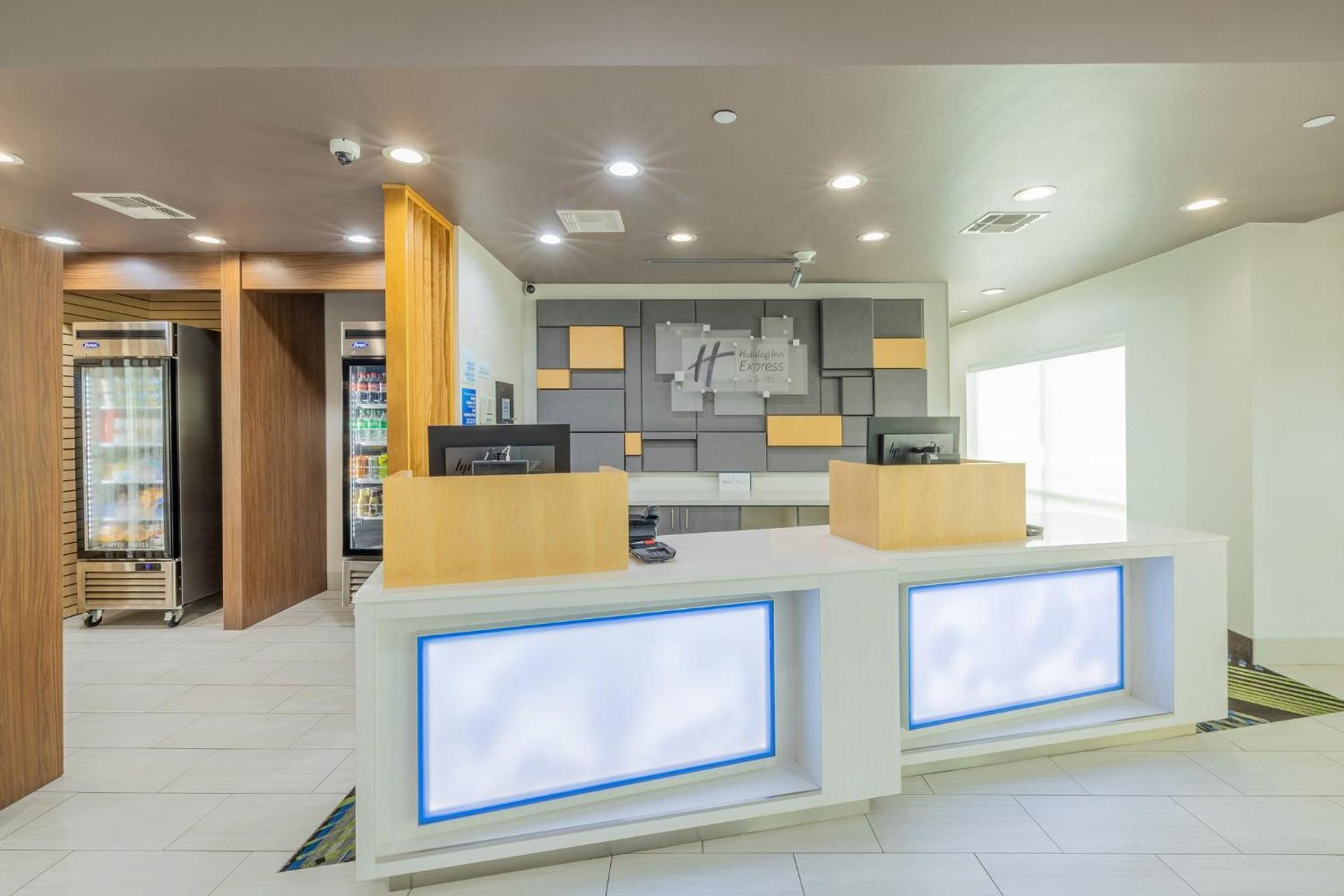 Express & - By Ihg Lindale