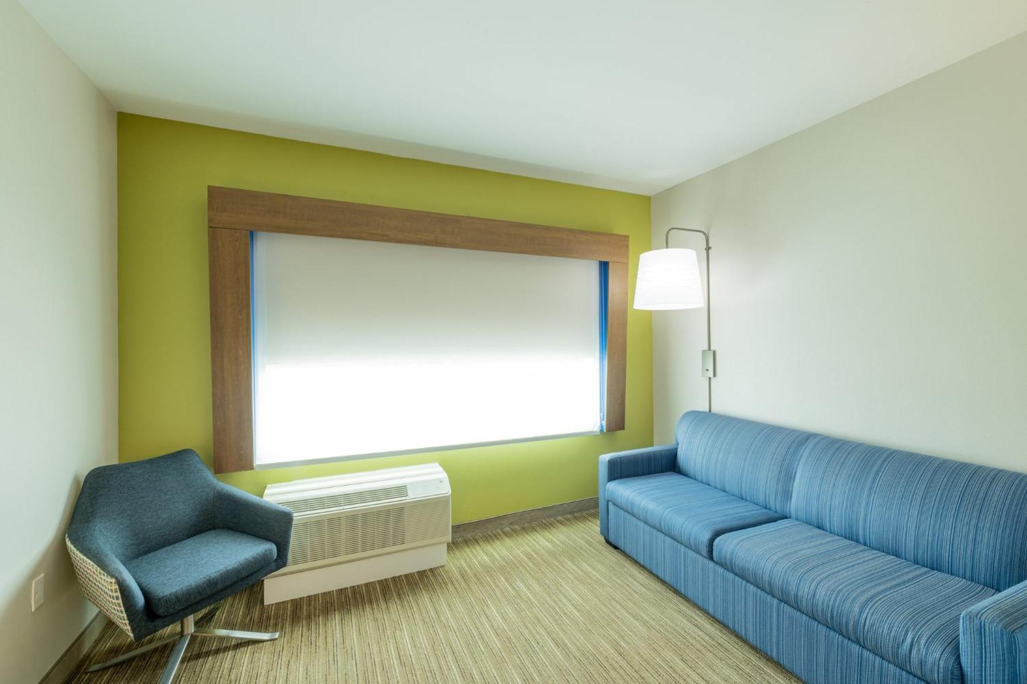 Hotel Express & - By Ihg
